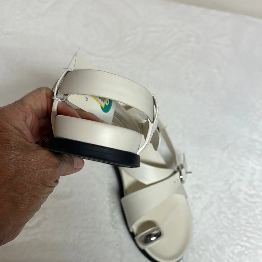 A New Day Cream Sandals with Elegant Design